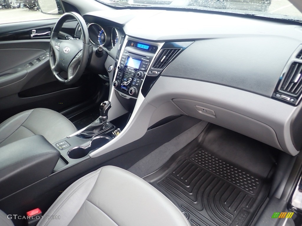 2013 Sonata Limited - Midnight Black / Black photo #12