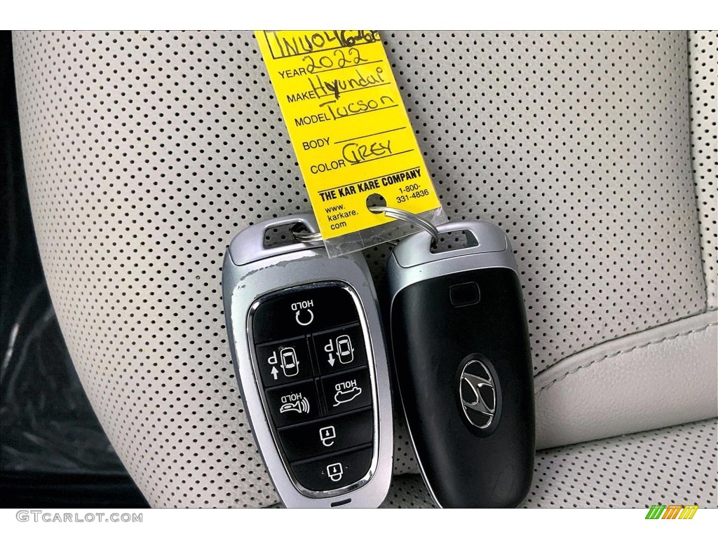 2022 Hyundai Tucson Plug-In Hybrid AWD Keys Photos