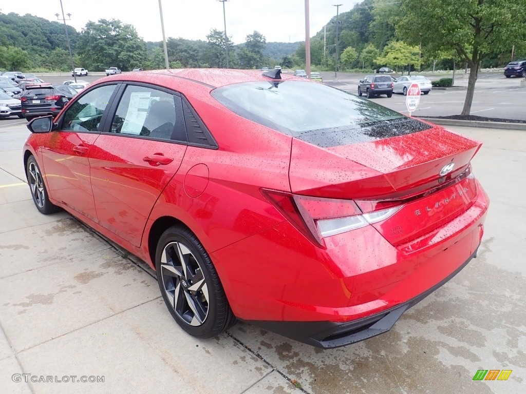 2023 Elantra SEL - Calypso Red / Medium Gray photo #5