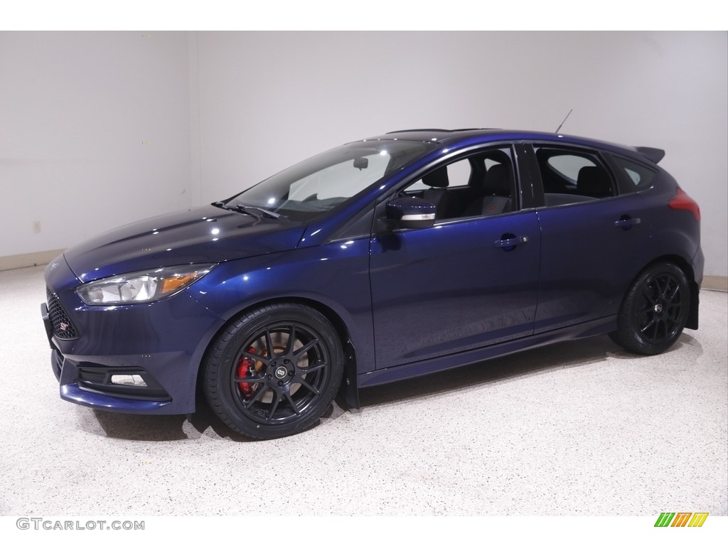 2016 Ford Focus ST Exterior Photos