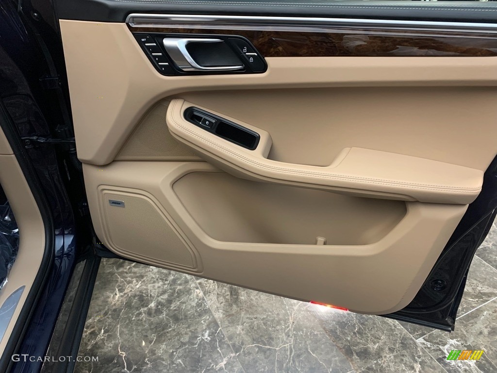2019 Porsche Macan S Beige Door Panel Photo #144864523