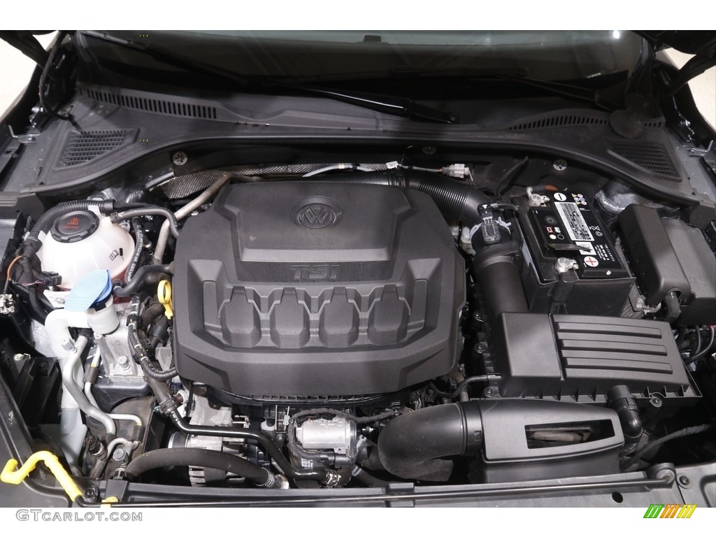 2021 Volkswagen Passat R-Line Engine Photos