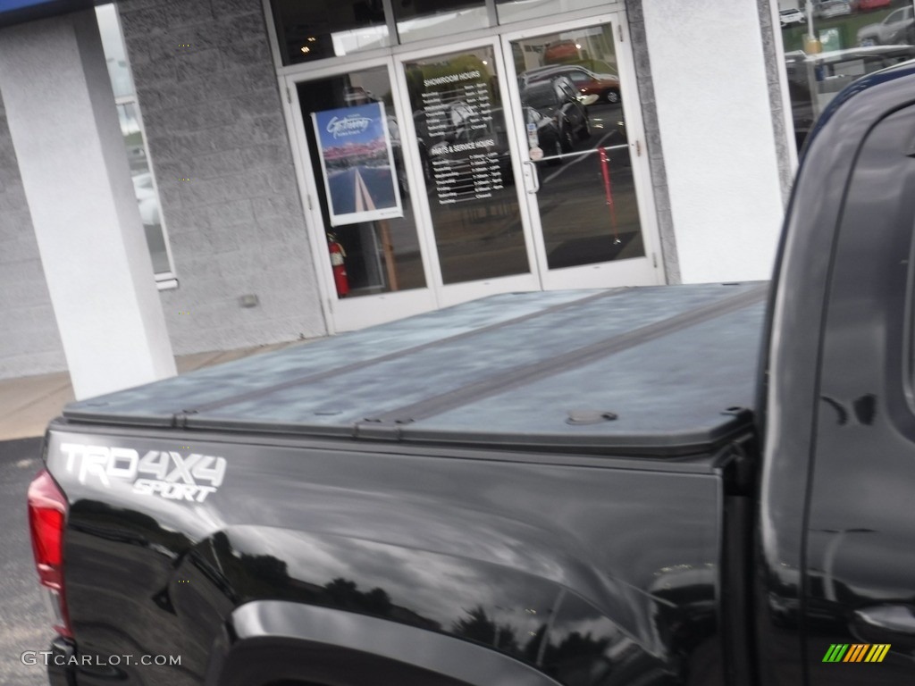 2018 Tacoma TRD Sport Double Cab 4x4 - Midnight Black Metallic / Black photo #3