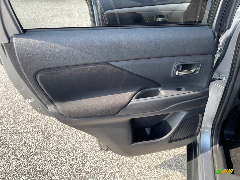 2015 Mitsubishi Outlander ES Black Door Panel Photo #144867172