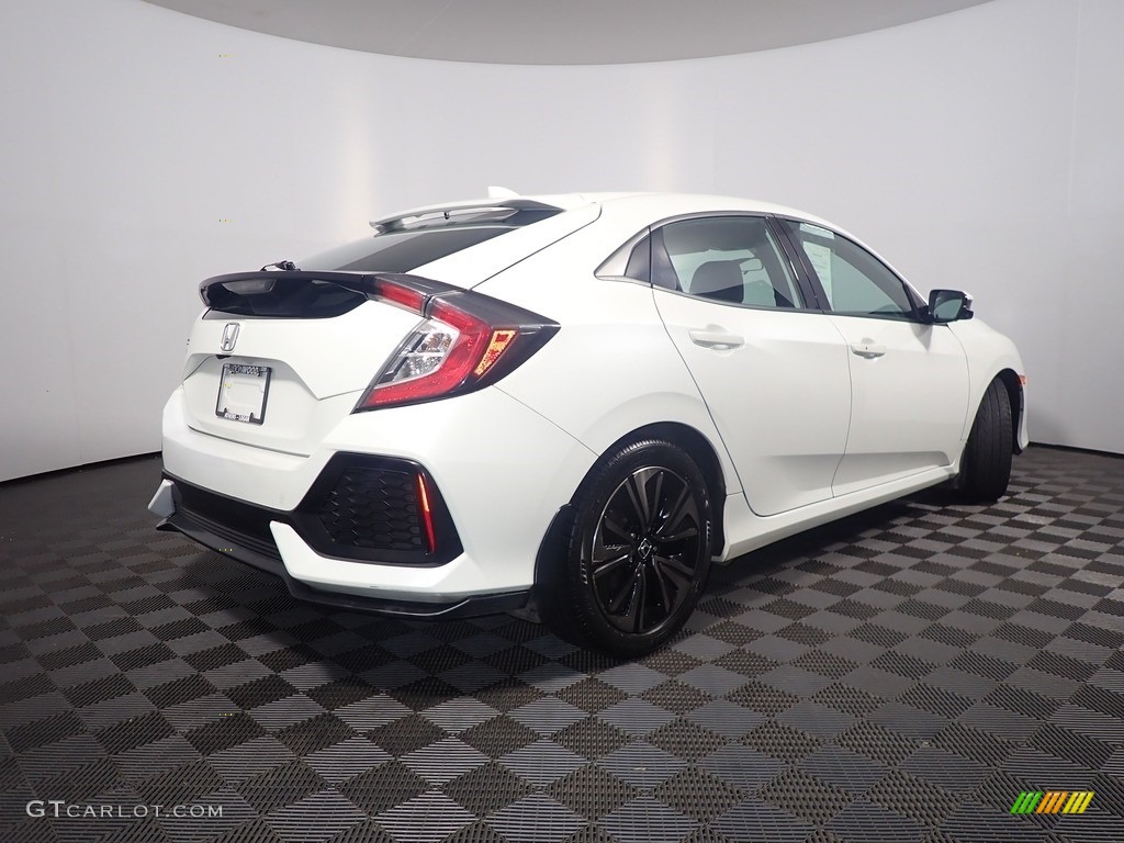 2018 Civic EX Hatchback - White Orchid Pearl / Black photo #16