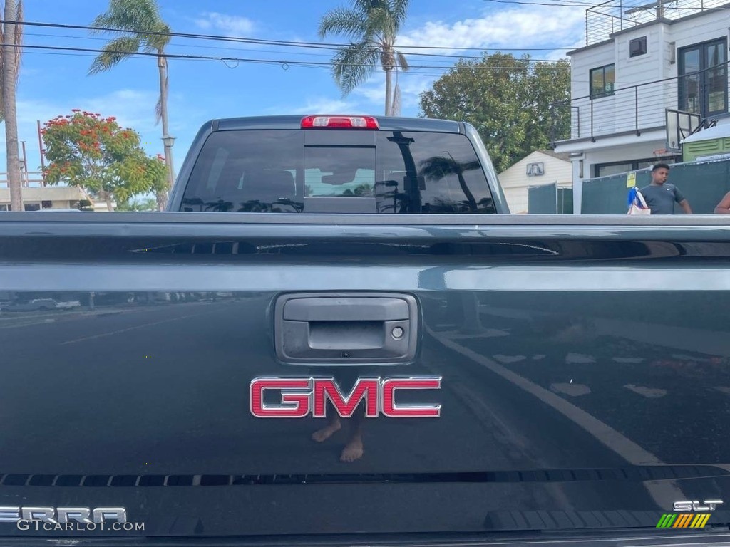 2017 Sierra 1500 SLT Crew Cab - Pepperdust Metallic / Jet Black photo #10