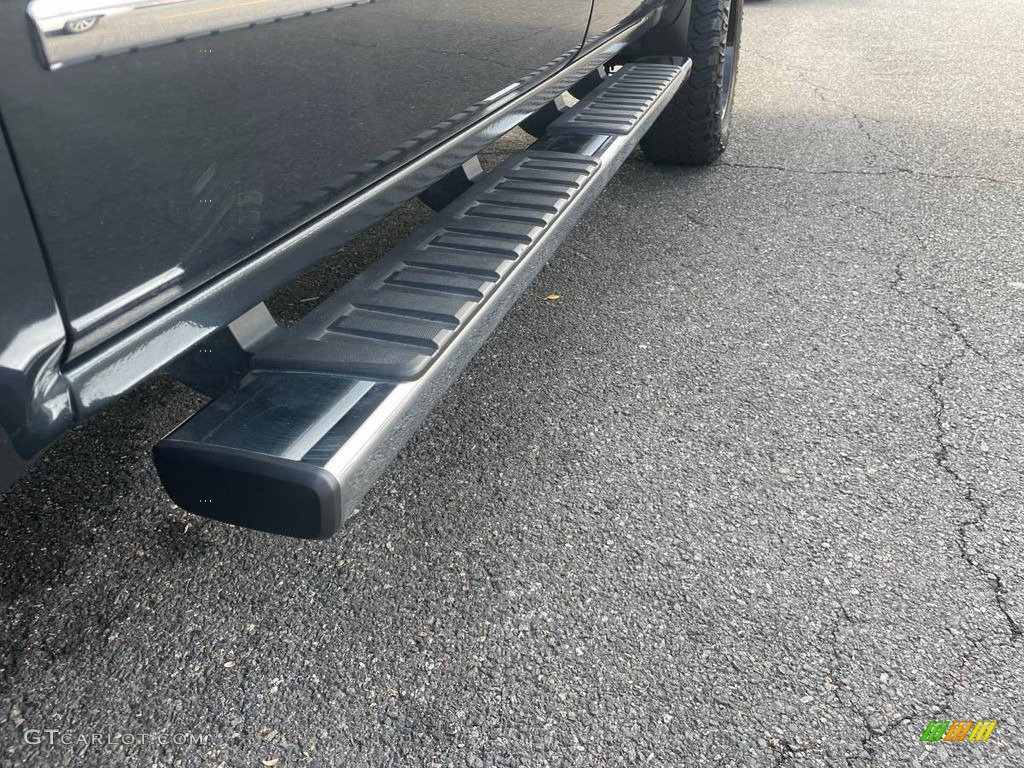 2017 Sierra 1500 SLT Crew Cab - Pepperdust Metallic / Jet Black photo #11