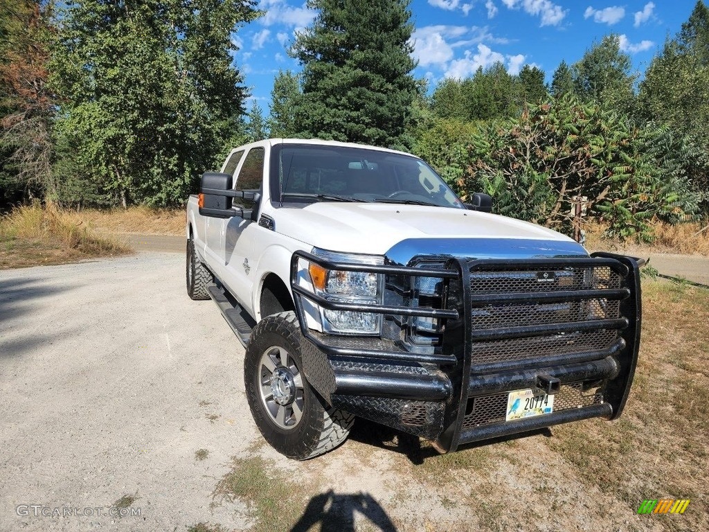 2014 F350 Super Duty Lariat Crew Cab 4x4 - Oxford White / Adobe photo #2
