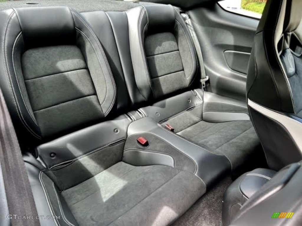 2020 Ford Mustang Shelby GT500 Rear Seat Photos
