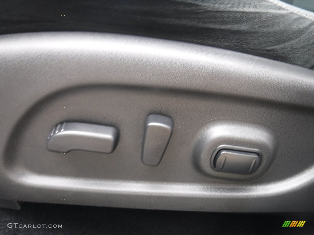 2016 Murano SV AWD - Cayenne Red / Graphite photo #16