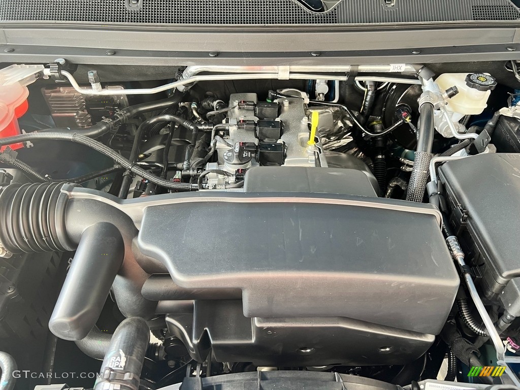 2022 Chevrolet Colorado LT Extended Cab Engine Photos