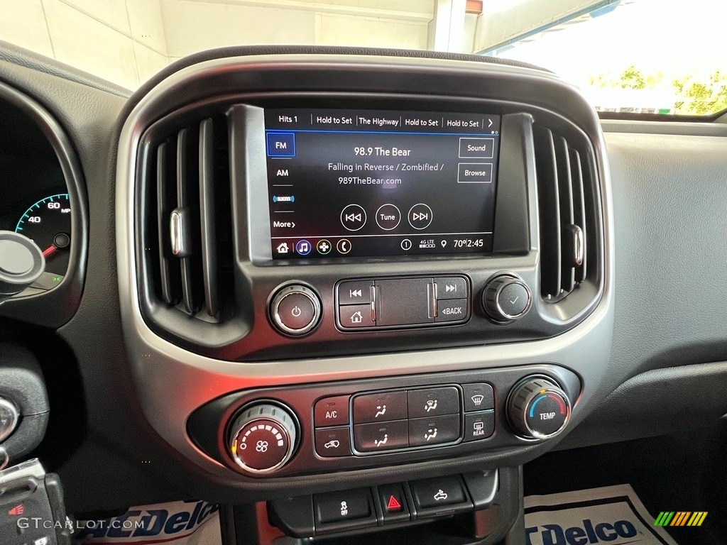 2022 Chevrolet Colorado LT Extended Cab Controls Photos