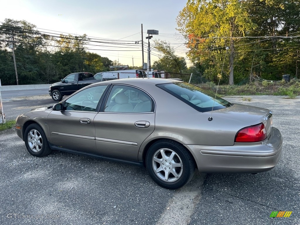 2002 Sable LS Premium Sedan - Arizona Beige Metallic / Medium Graphite photo #5