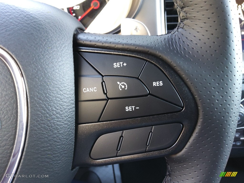 2022 Dodge Charger R/T Plus Steering Wheel Photos