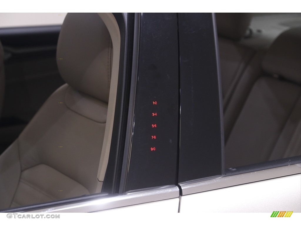 2017 Fusion SE - White Gold / Medium Light Stone photo #4
