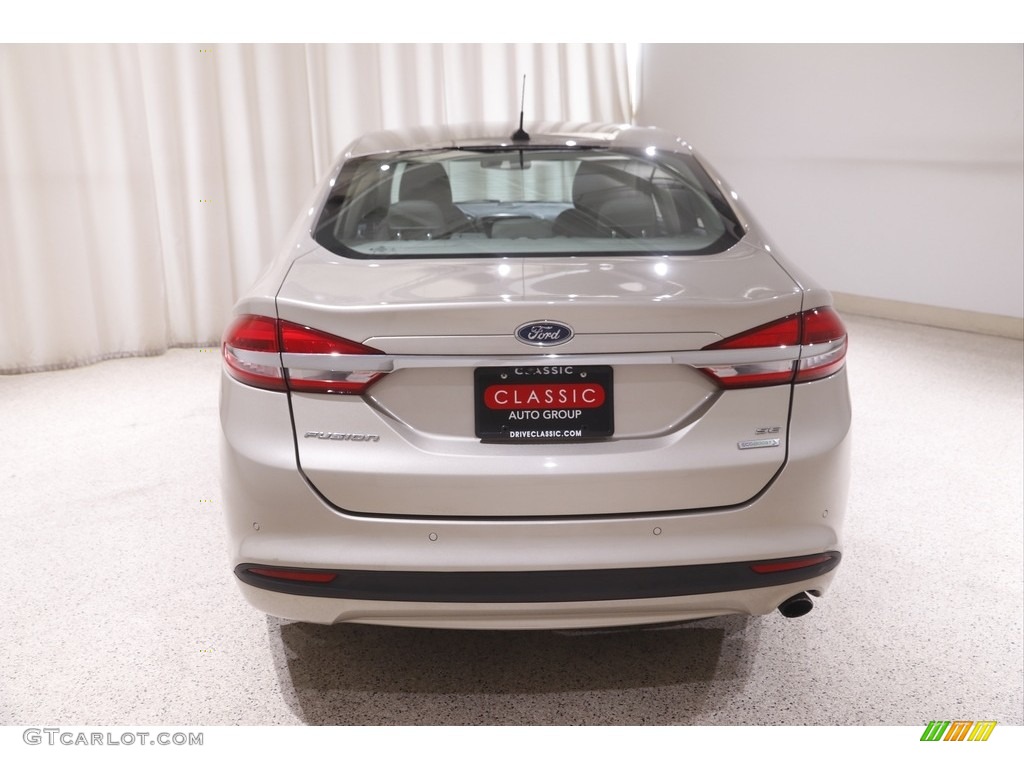 2017 Fusion SE - White Gold / Medium Light Stone photo #21