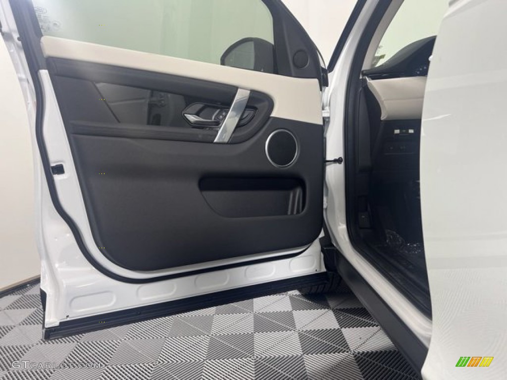 2023 Land Rover Discovery Sport S Door Panel Photos