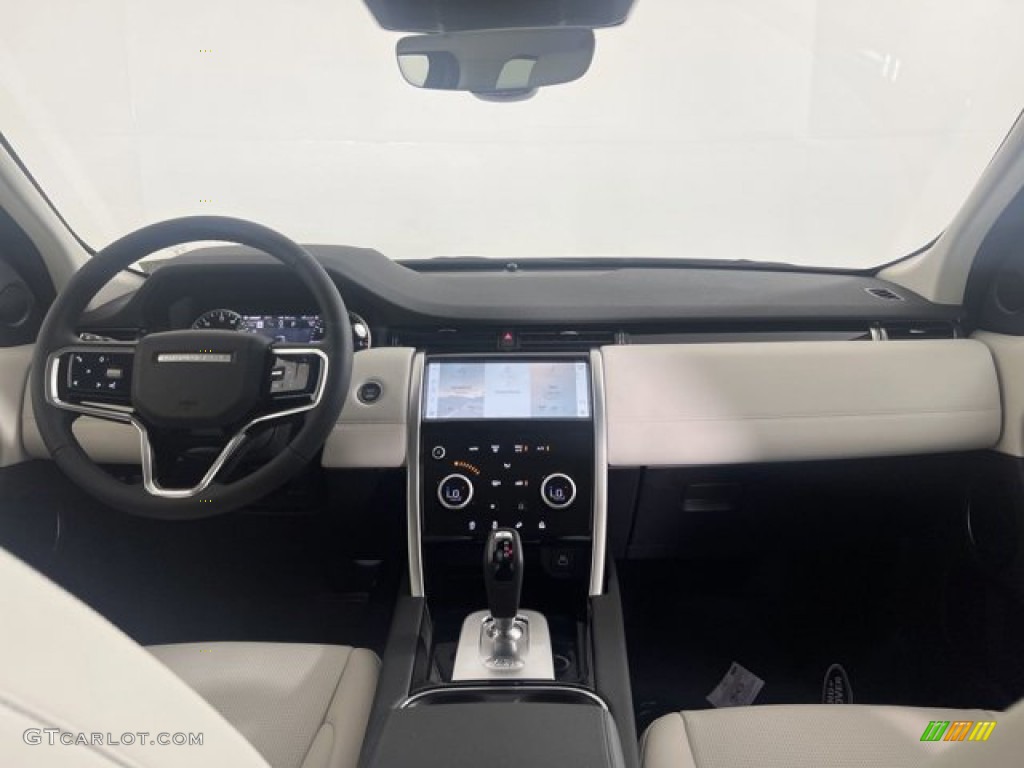 2023 Land Rover Discovery Sport S Dashboard Photos