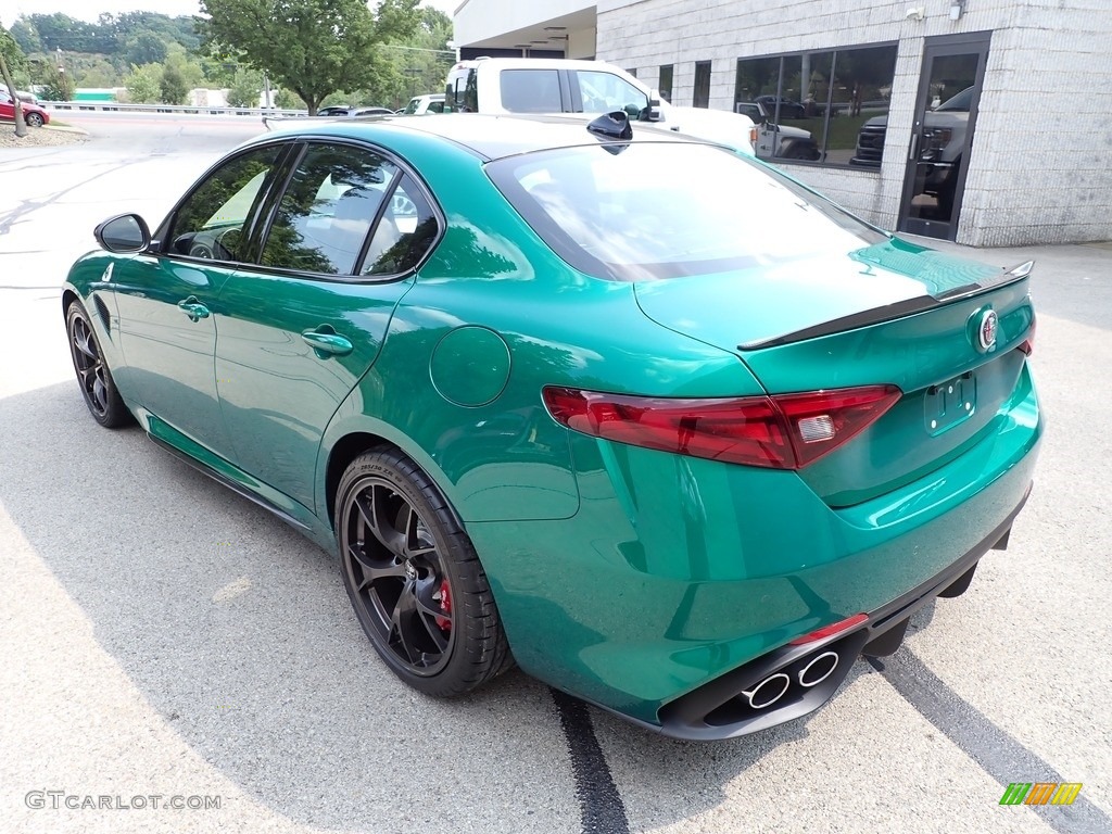 2022 Giulia Quadrifoglio - Verde Montreal Tri-Coat / Black photo #3