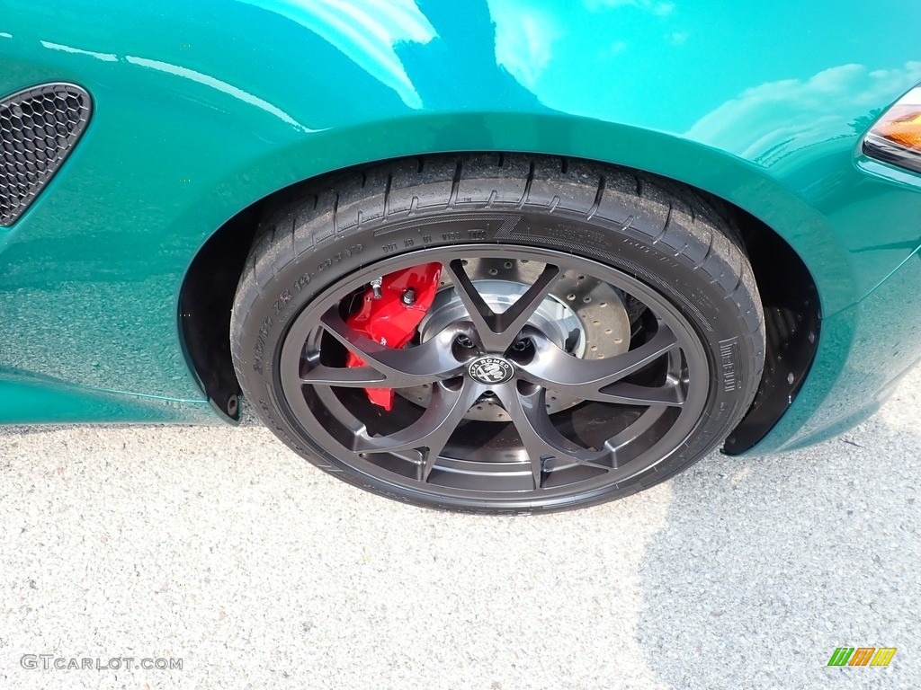 2022 Alfa Romeo Giulia Quadrifoglio Wheel Photo #144885160