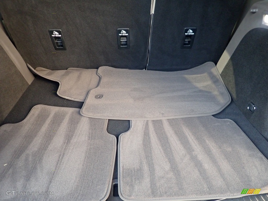 2020 Lincoln Corsair Reserve AWD Trunk Photo #144885274