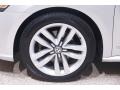 2017 Volkswagen Passat SE Sedan Wheel and Tire Photo