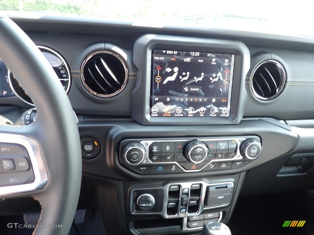 2023 Jeep Wrangler Unlimited High Altitude 4XE Hybrid Controls Photos