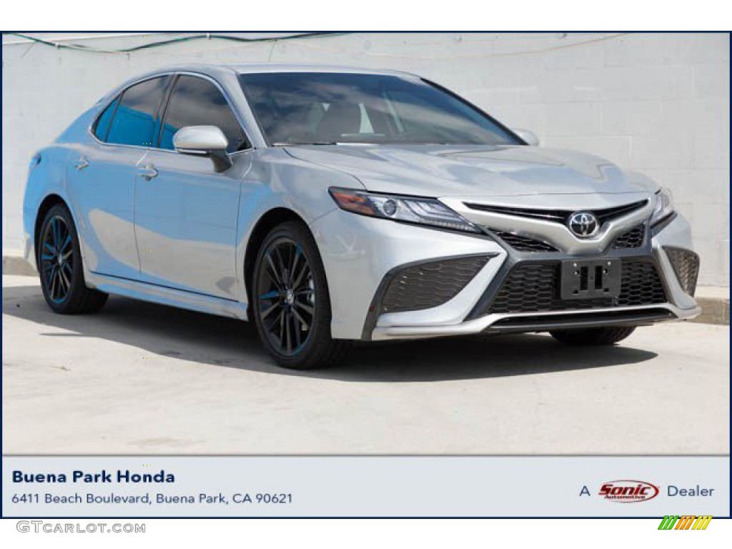 2022 Camry XSE - Celestial Silver Metallic / Black photo #1