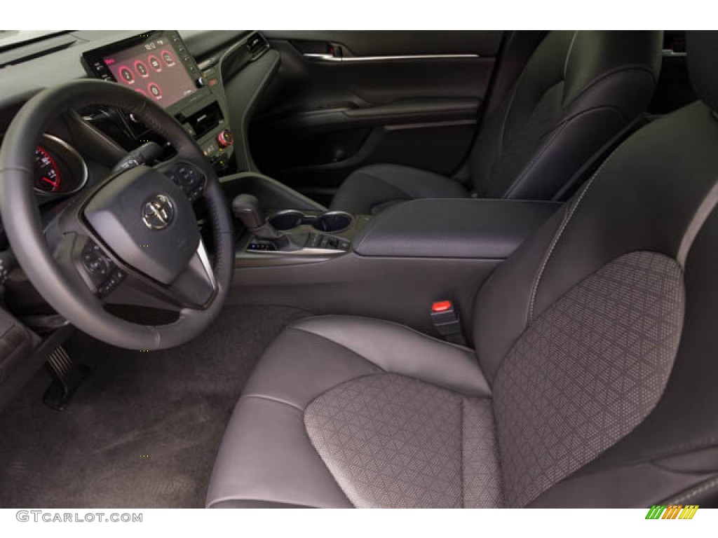 2022 Camry XSE - Celestial Silver Metallic / Black photo #3