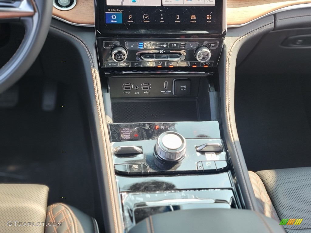 2023 Jeep Grand Cherokee Summit Reserve 4WD Controls Photo #144886468