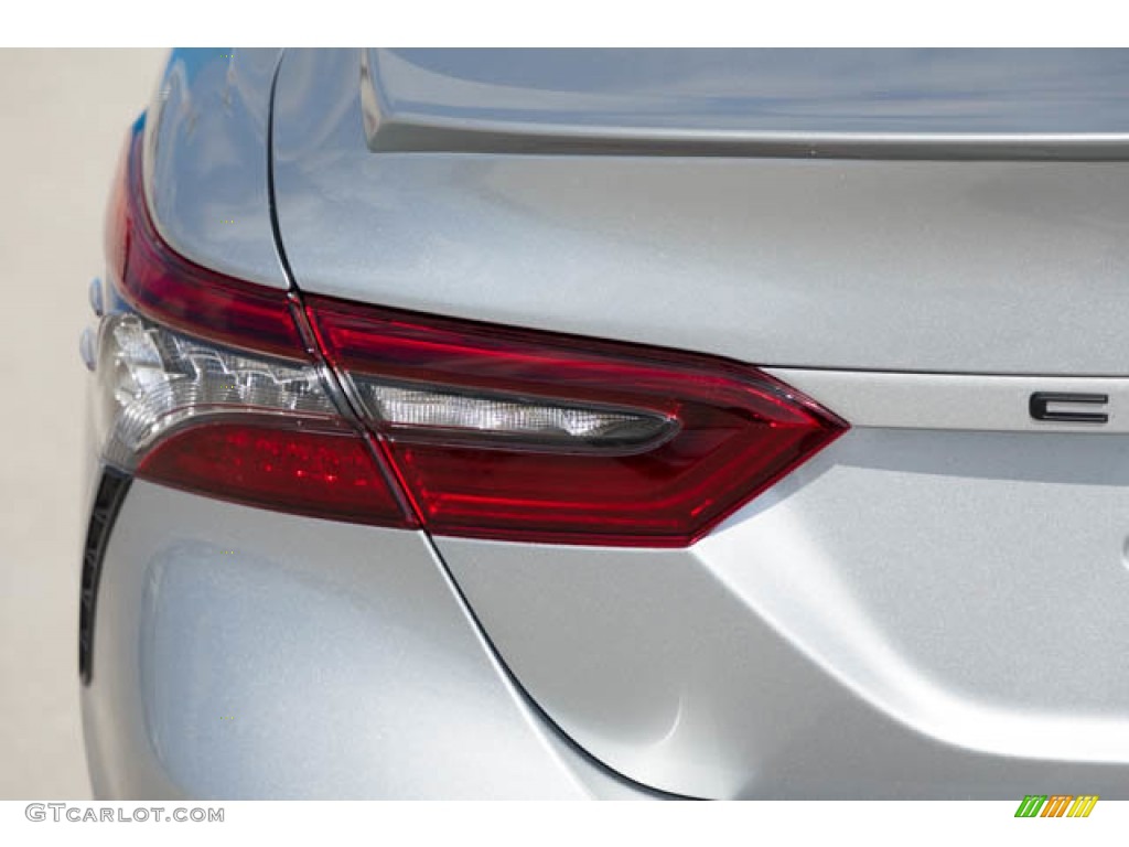2022 Camry XSE - Celestial Silver Metallic / Black photo #12
