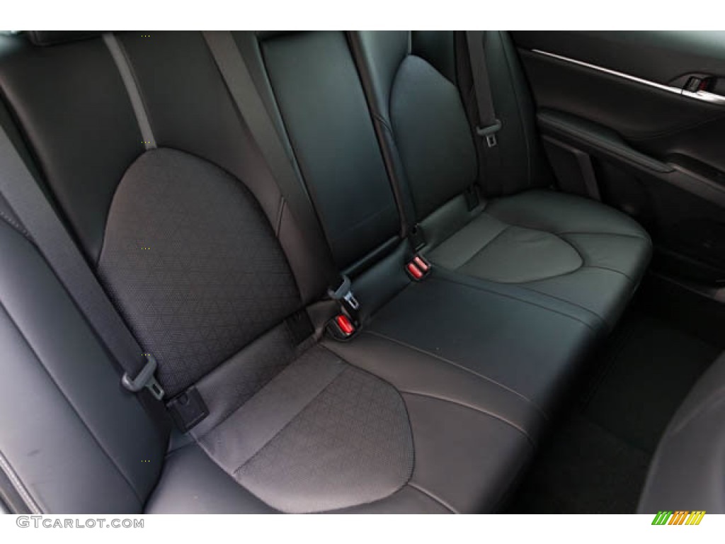 2022 Camry XSE - Celestial Silver Metallic / Black photo #24