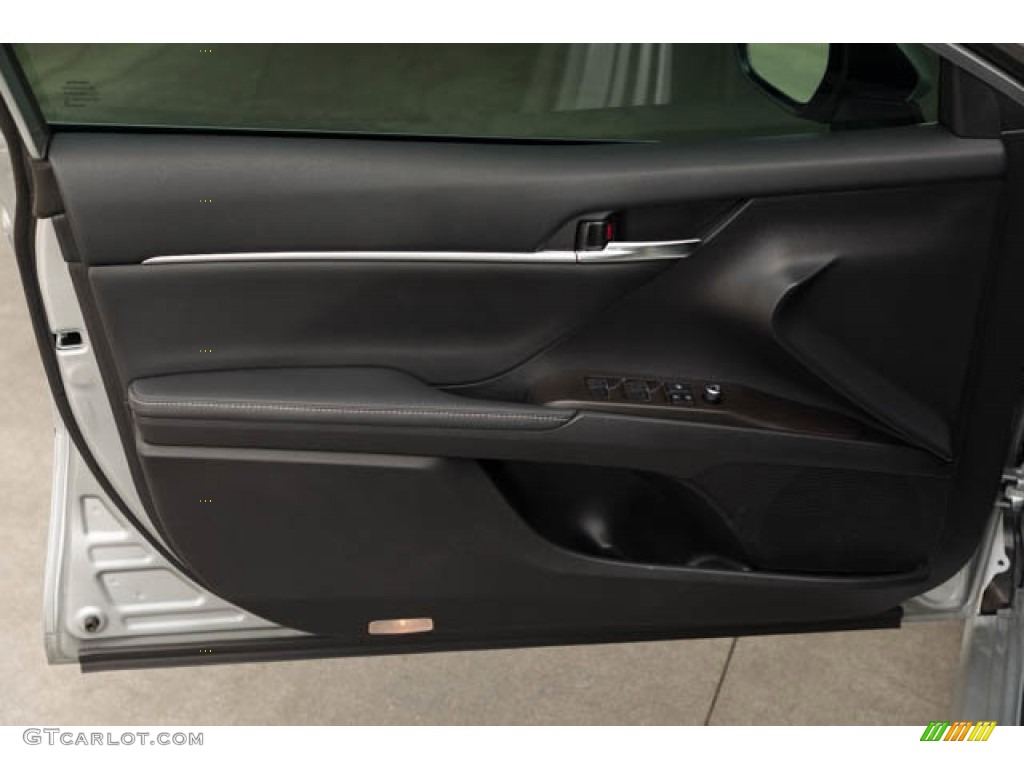 2022 Camry XSE - Celestial Silver Metallic / Black photo #30