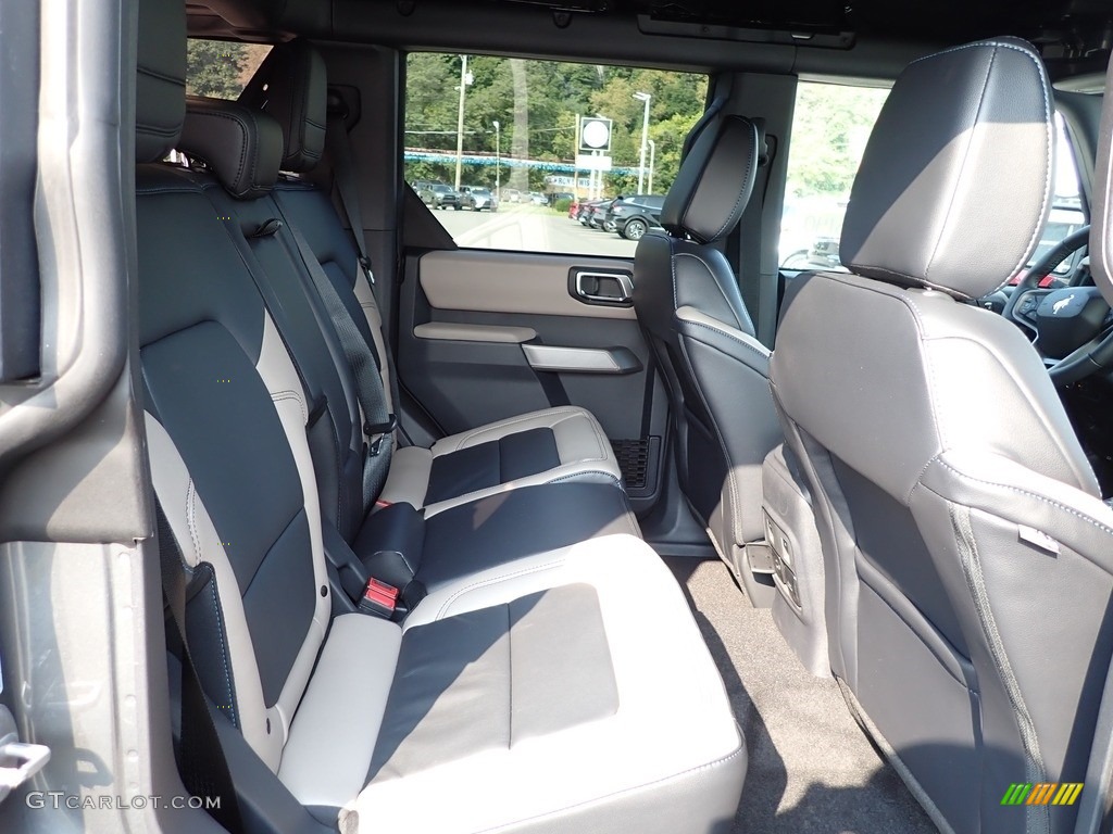 Medium Sandstone Interior 2022 Ford Bronco Wildtrak 4x4 4-Door Photo #144888178