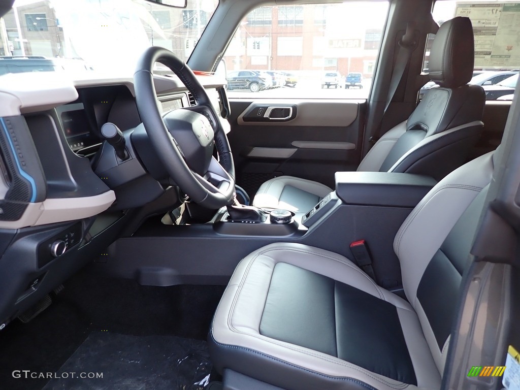 2022 Ford Bronco Wildtrak 4x4 4-Door Front Seat Photo #144888244