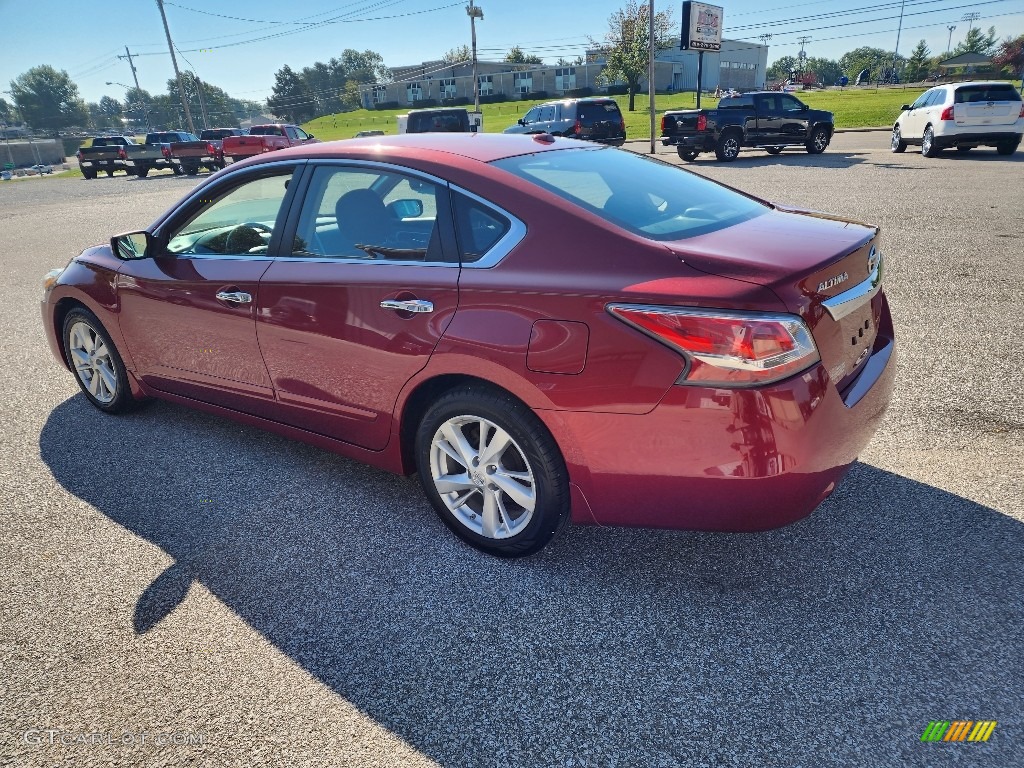 2015 Altima 2.5 SV - Cayenne Red / Charcoal photo #6