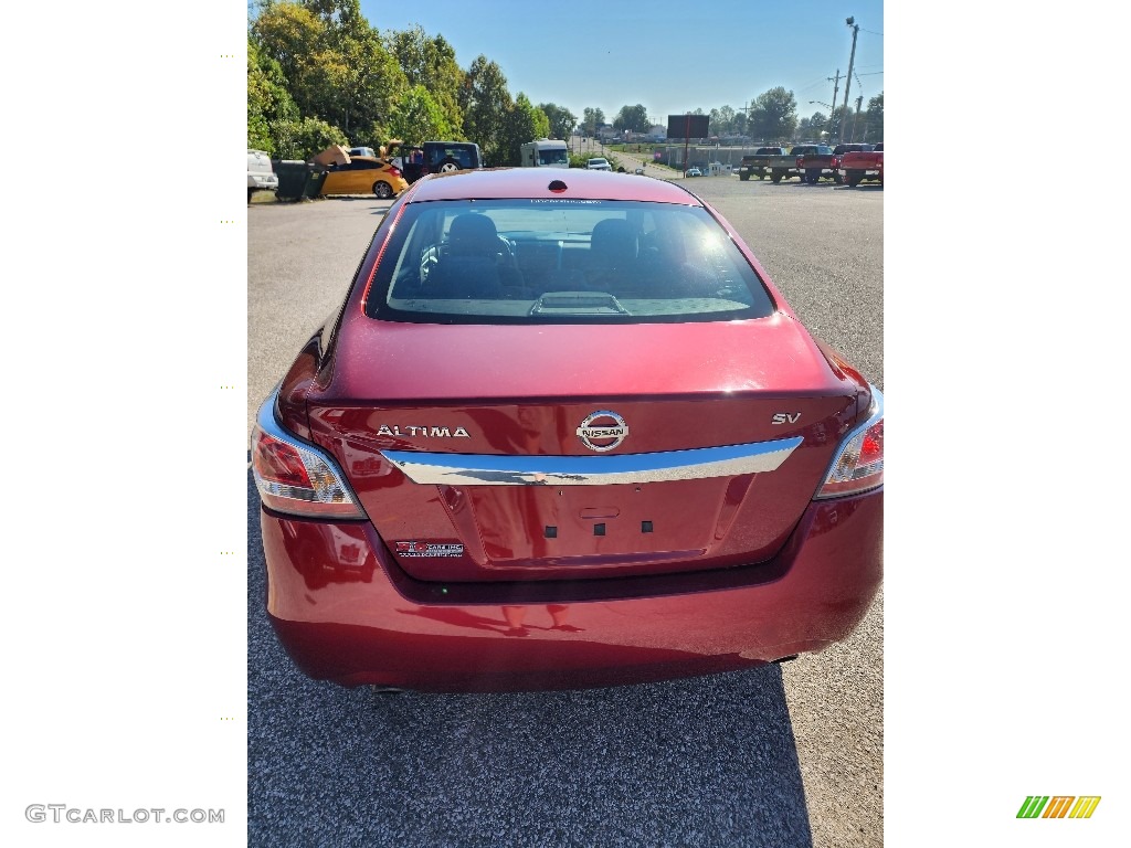 2015 Altima 2.5 SV - Cayenne Red / Charcoal photo #7