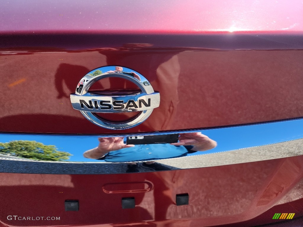 2015 Altima 2.5 SV - Cayenne Red / Charcoal photo #21