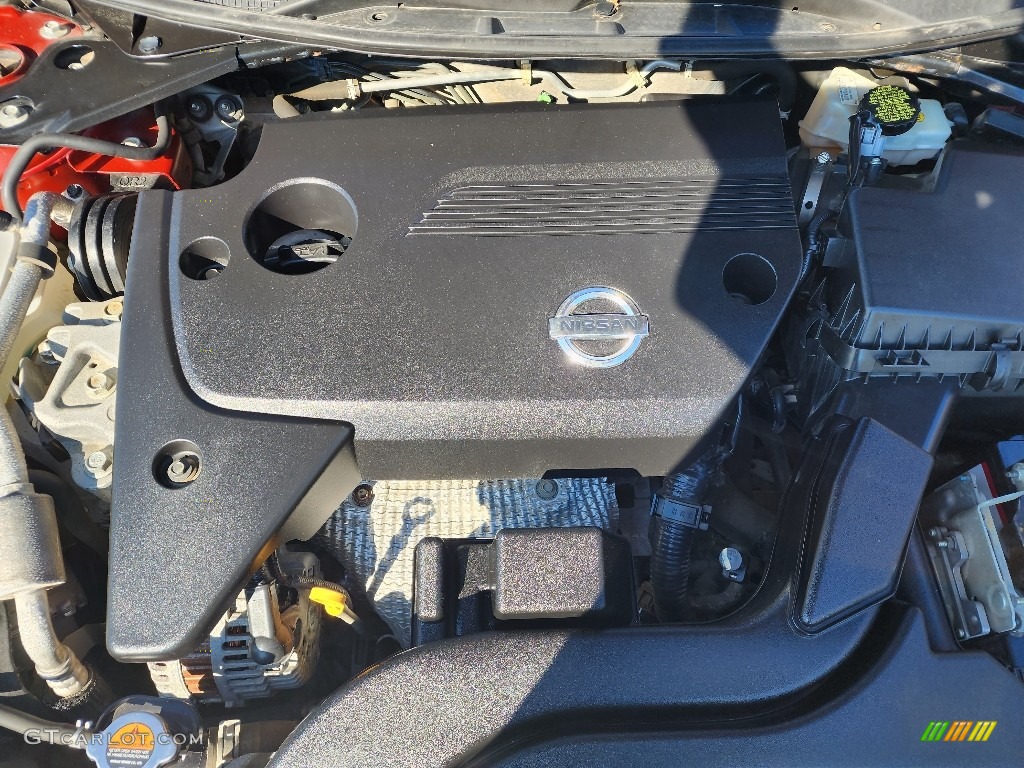 2015 Altima 2.5 SV - Cayenne Red / Charcoal photo #26