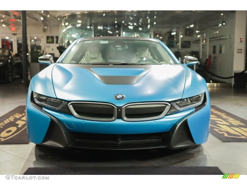 2015 i8 Giga World - Crystal White Pearl Metallic / Giga Ivory White photo #4
