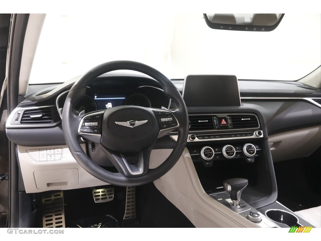2019 Hyundai Genesis G70 RWD Dashboard Photos