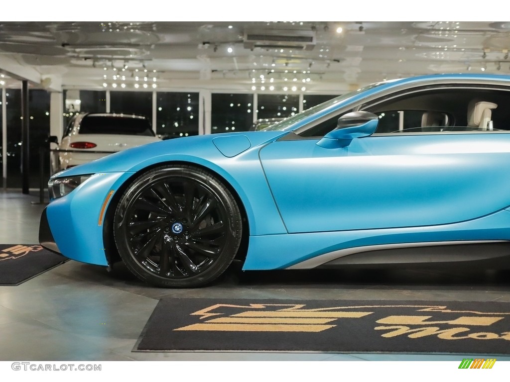 2015 i8 Giga World - Crystal White Pearl Metallic / Giga Ivory White photo #37