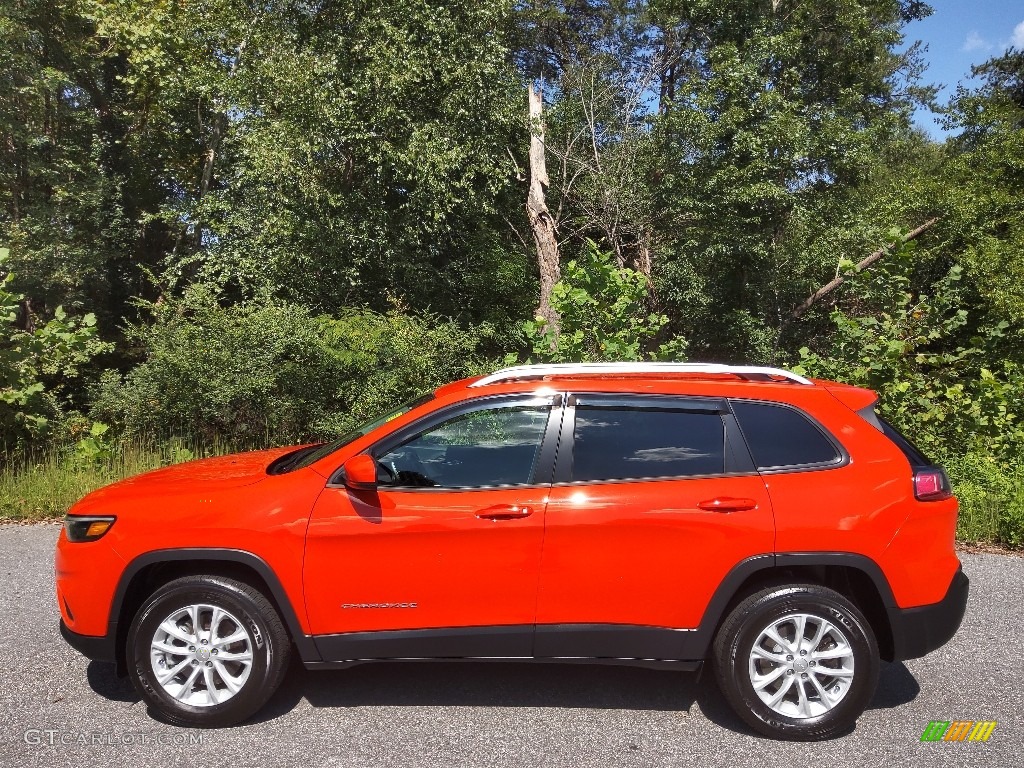 2021 Cherokee Latitude 4x4 - Spitfire Orange / Black photo #1