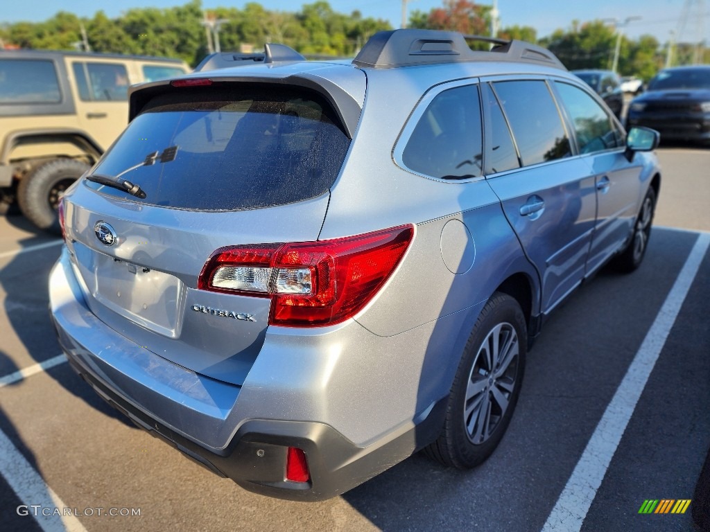2018 Outback 2.5i Limited - Ice Silver Metallic / Black photo #6