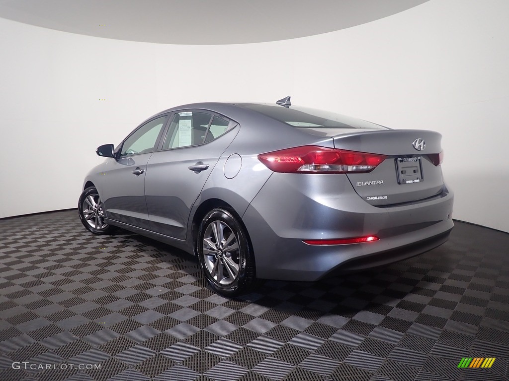 2018 Elantra SEL - Galactic Gray / Black photo #11