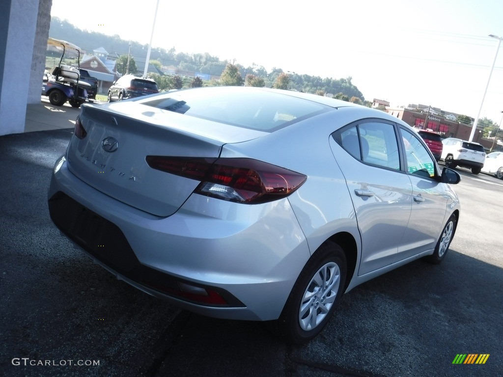 2019 Elantra SE - Symphony Silver / Black photo #8