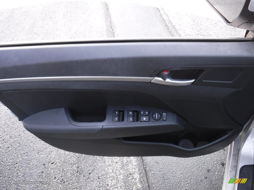 2019 Elantra SE - Symphony Silver / Black photo #9