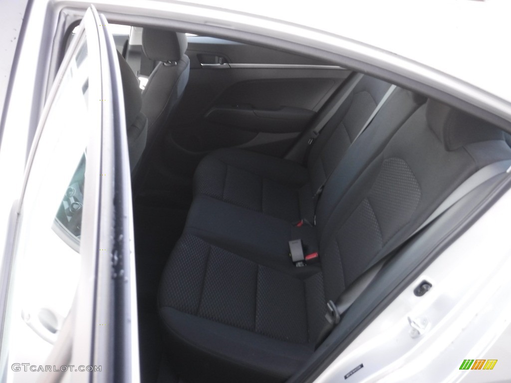 2019 Elantra SE - Symphony Silver / Black photo #24