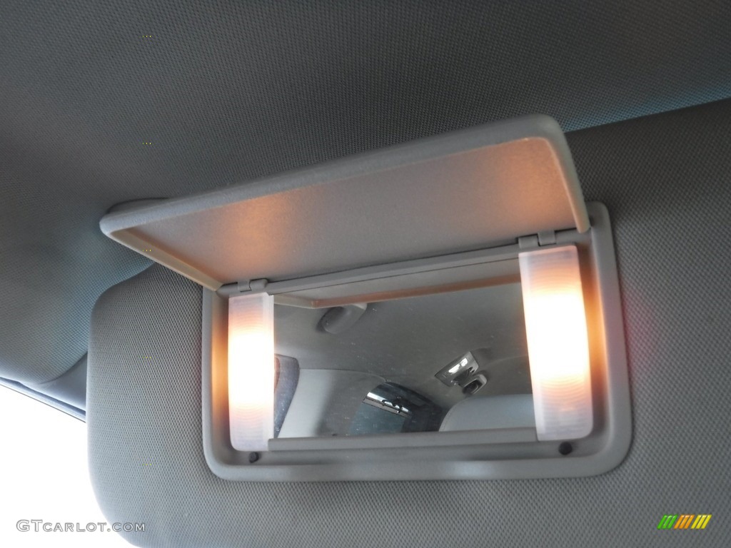 2012 Odyssey EX-L - Taffeta White / Beige photo #26