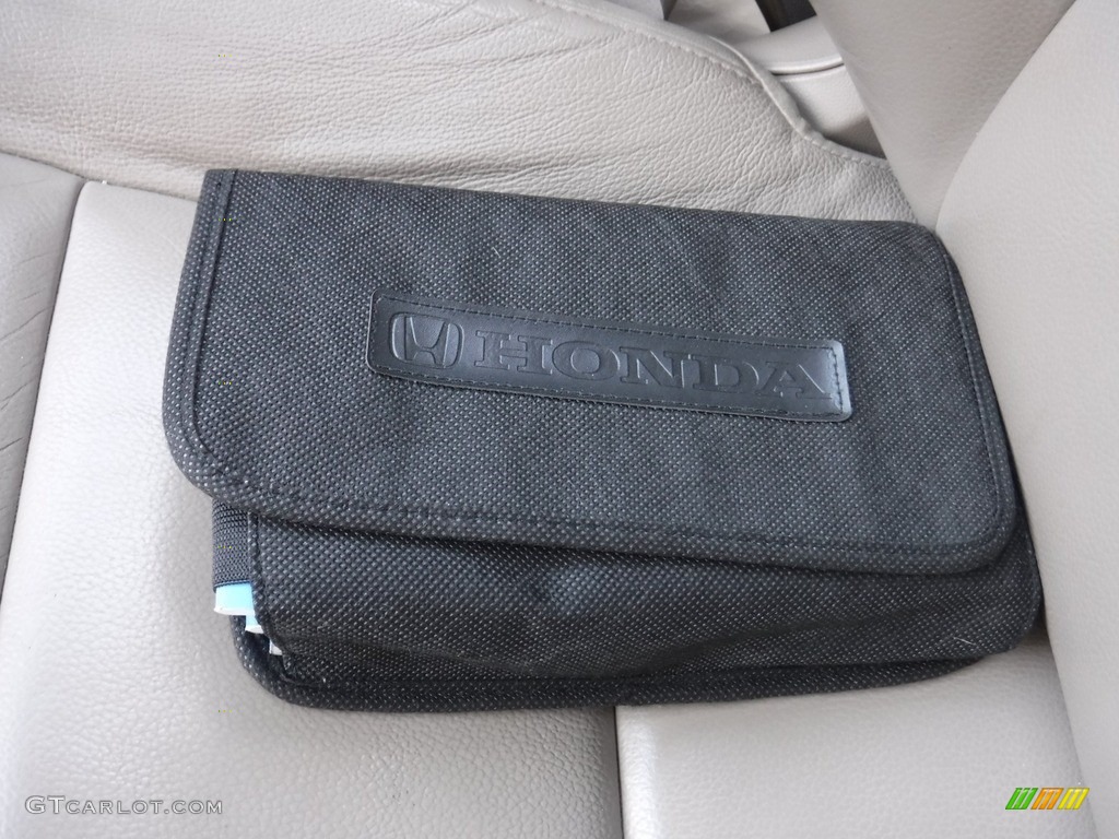 2012 Odyssey EX-L - Taffeta White / Beige photo #32